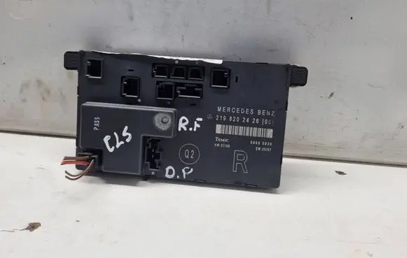 Mercedes-Benz CLS C219 Door control unit/module 2198202426 00005030