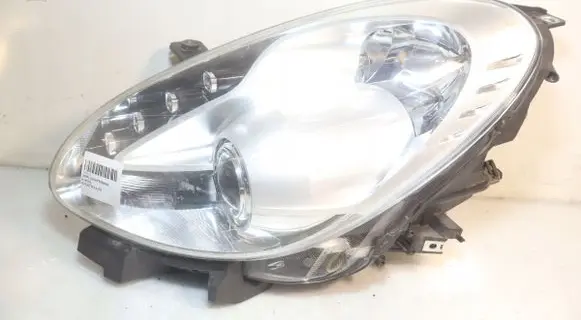 Alfa Romeo Giulietta Headlight/headlamp