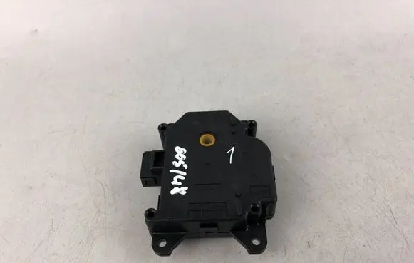 Subaru Outback Air flap motor/actuator 1138002350