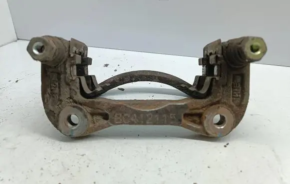 Hyundai i20 (PB PBT) Front Brake Caliper Pad/Carrier BD412115