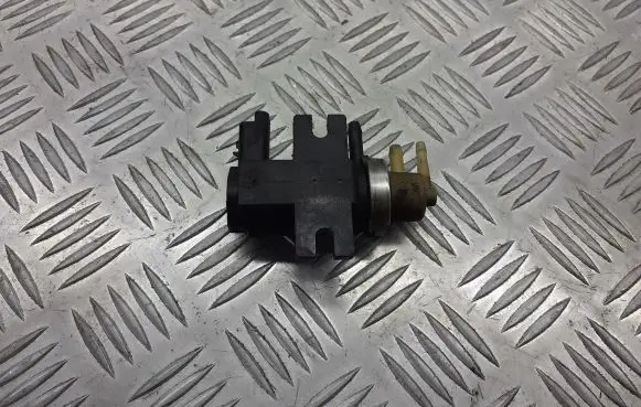 Peugeot 407 Vacuum valve 9661960380