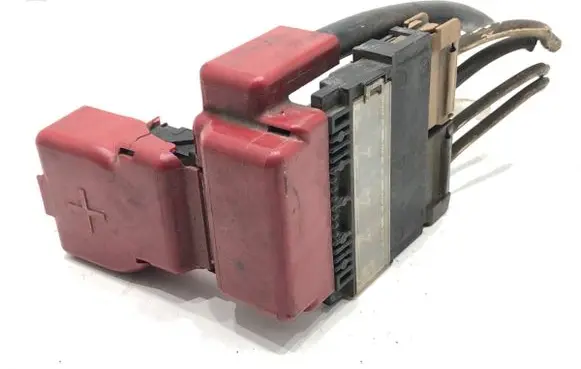 Suzuki Swift I Positive cable (battery) 