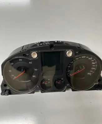 Volkswagen PASSAT B6 Speedometer (instrument cluster) V0007000 3C0920871X