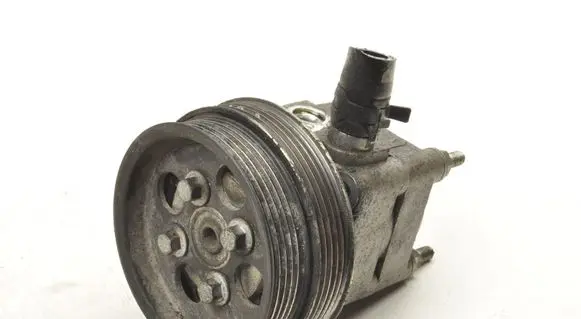 Volvo V70 Power steering pump 31280320