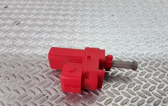 Brake pedal sensor switch