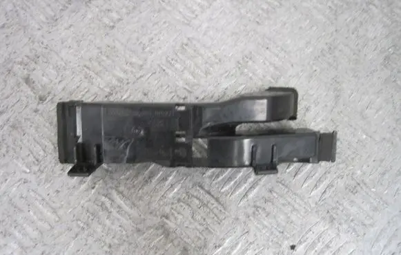 BMW 2 Active Tourer U06 Bonnet wind deflector 8404129