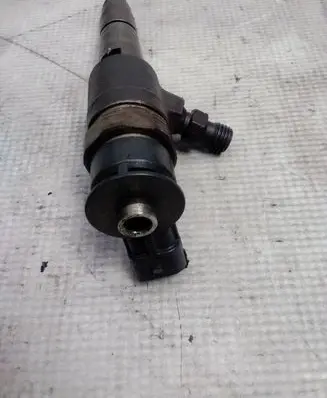 Ford Fiesta Fuel injector 0445110340
