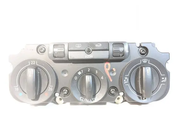 Volkswagen Golf IV Climate control unit