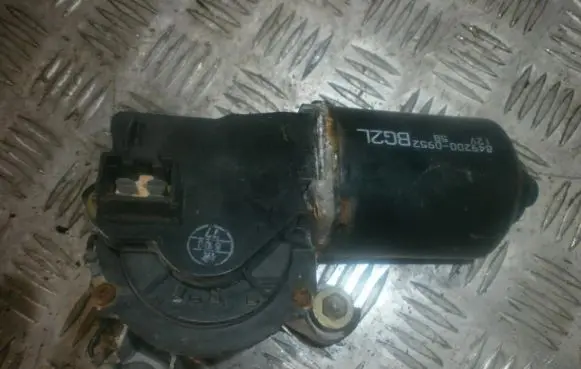 Mazda 323 F Wiper motor 8492000952