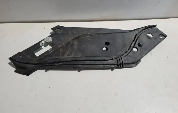 Radiator trim
