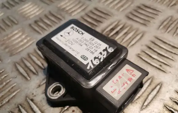 Mercedes-Benz E W211 Yaw turn rate sensor 0035420318