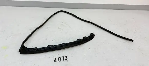 Peugeot 207 Front door trim (molding) 8680065480