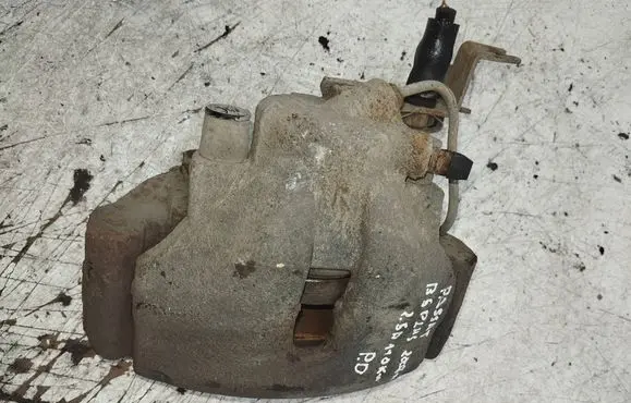 Volkswagen PASSAT B5.5 Front brake caliper 