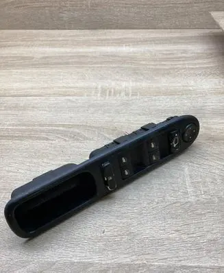Peugeot 307 Electric window control switch 96498420XT 53269704