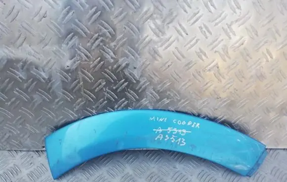 Mini One - Cooper R50 - 53 Front arch trim 