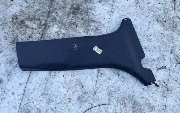 Hyundai i30 (B) pillar trim (top) 