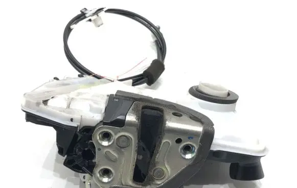 Toyota Aygo AB40 Front door lock