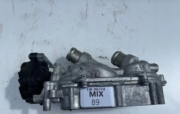 Skoda Octavia Mk3 (5E) Water pump 05E121117D