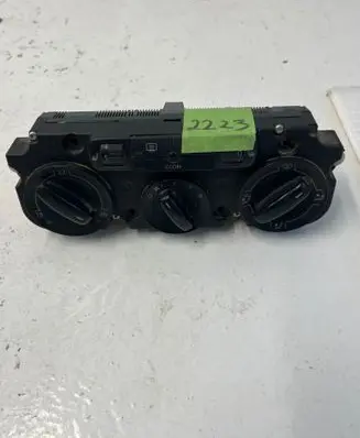 Volkswagen PASSAT B6 Climate control unit 1K0820047DG 5HB00871951