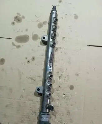 Volvo S80 Fuel main line pipe 0445215025 008312L2 3077759