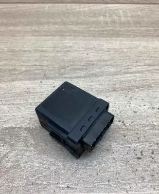 BMW 5 E39 Glow plug pre-heat relay 2246919 72RB510