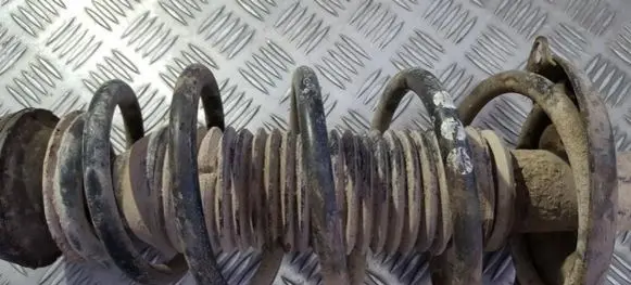 Volkswagen PASSAT B4 Front coil spring