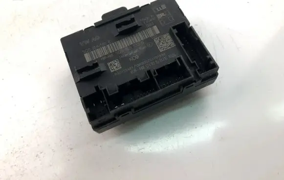Audi A3 S3 8V Other control units/modules 5Q0959592E
