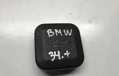 BMW 3 E46 Oil filler cap 1743294 11121743294