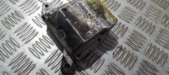 Renault Laguna II Airbag control unit/module 8200142183A 550758700