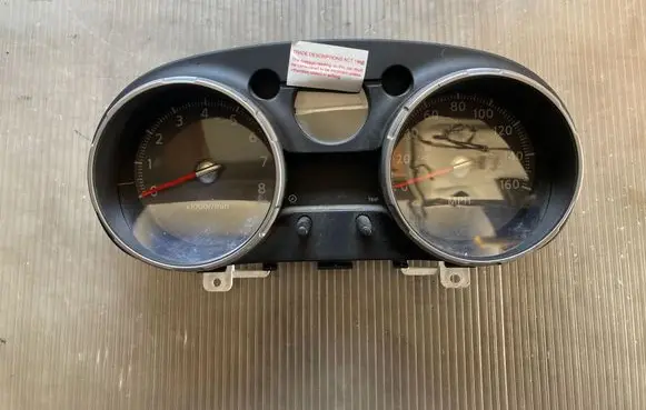 Nissan Qashqai Speedometer (instrument cluster) JD12D 18E388H