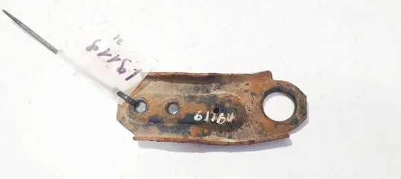 Radiator mount bracket