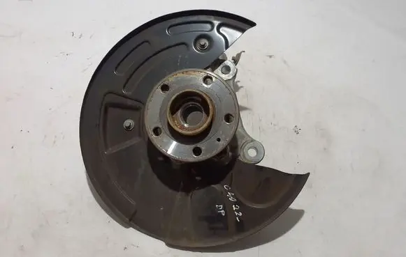 Volvo C40 Front wheel hub 32246336