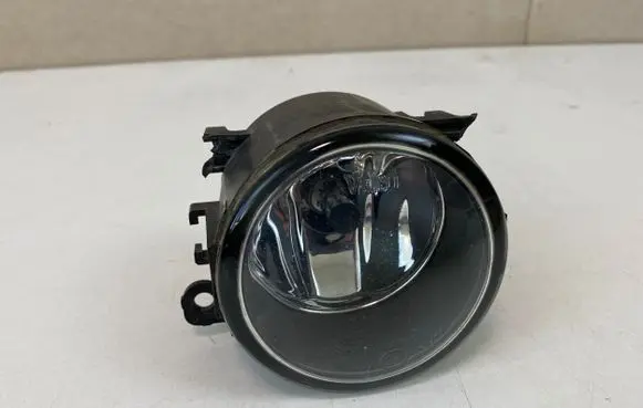 Suzuki SX4 S-Cross Front fog light 89211943