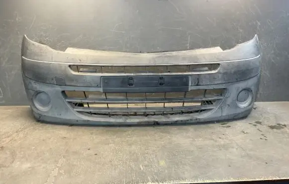 Renault Kangoo II Front bumper 8200436678