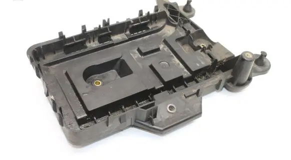 Volkswagen Tiguan Battery box tray 1K0915833H
