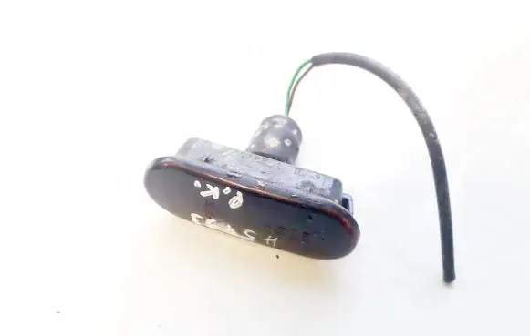 Volkswagen PASSAT B5 Front fender indicator light 3b0949117