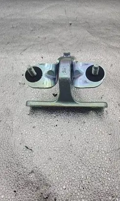Tesla Model Y Tailgate/trunk/boot hinge 150049500C 1500495-00-C 1500495