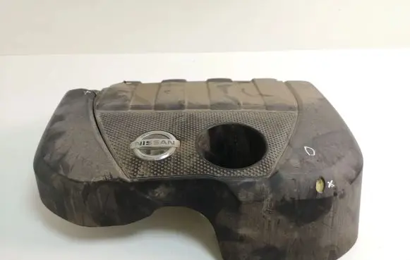 Nissan Qashqai Engine cover (trim)