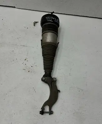Volkswagen Touareg III Front shock absorber/damper 4M4616039J 4M0413037