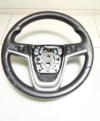 Opel Insignia A Steering wheel 13306885 83LQNQ 9075A00616