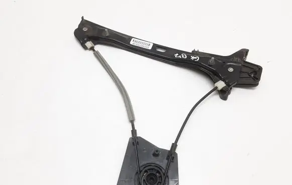 Volkswagen PASSAT B7 USA Rear window lifting mechanism without motor 561839461F