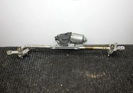 Front wiper linkage and motor