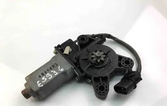 Hyundai Santa Fe Front door window regulator motor 9882026200