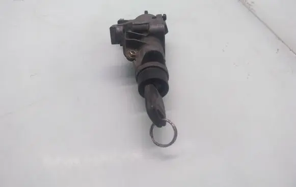 Skoda Octavia Mk2 (1Z) Ignition lock 4B0905851C