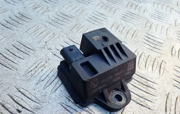 Mini Cooper Countryman R60 Glow plug pre-heat relay 7823325