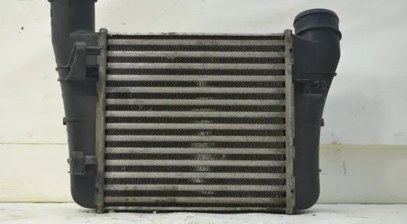Audi A4 S4 B7 8E 8H Intercooler radiator 8E0145805S