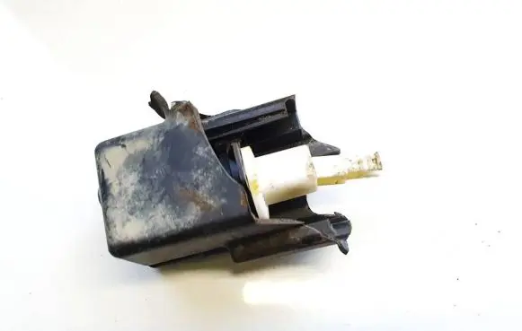 Mercedes-Benz E W212 Headlight level adjustment motor 16647700 16641201
