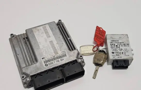 BMW 3 E46 Engine ECU kit and lock set 7792024 0281010565 1039S02198