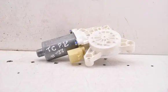 Chrysler Town u0026 Country V Front door window regulator motor 3015587D