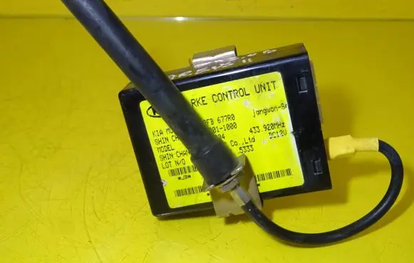 KIA Carens I Other control units/modules 0K2FB677R0 4558011000